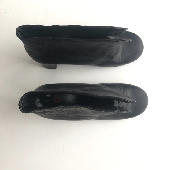 Black Leather Ankle boots - Picture 16 of 16